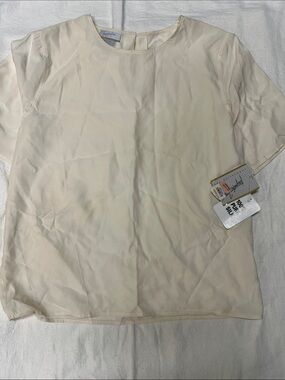 Vintage 100% silk Jacqueline Ferrar Cream Short-Sleeve Blouse
